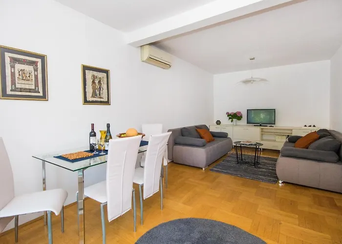 Mario Star Dubrownik